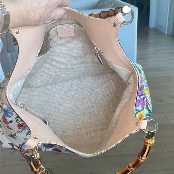 GUCCI Floral Canvas and leather Tote with Bamboo Handles. EUC - Picture 6 of 12